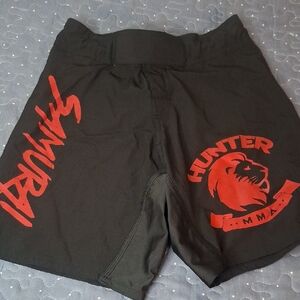 Hunter Men's MMA Athletic Shorts in Black and Red size YXL